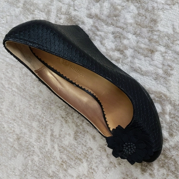 Lindsay Phillips Python Print  Floral Peep Toe Wedge 7M Black - Picture 3 of 17